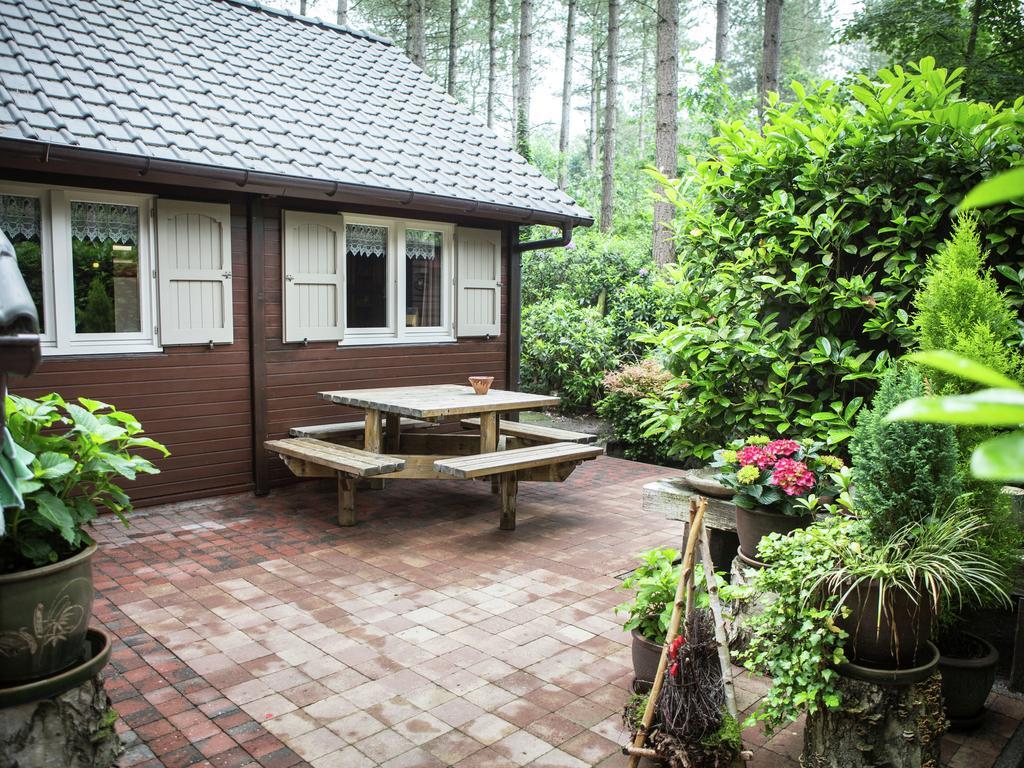 Luxurious Chalet In Oud Turnhout With Large Garden Villa Oud-Turnhout Exterior photo